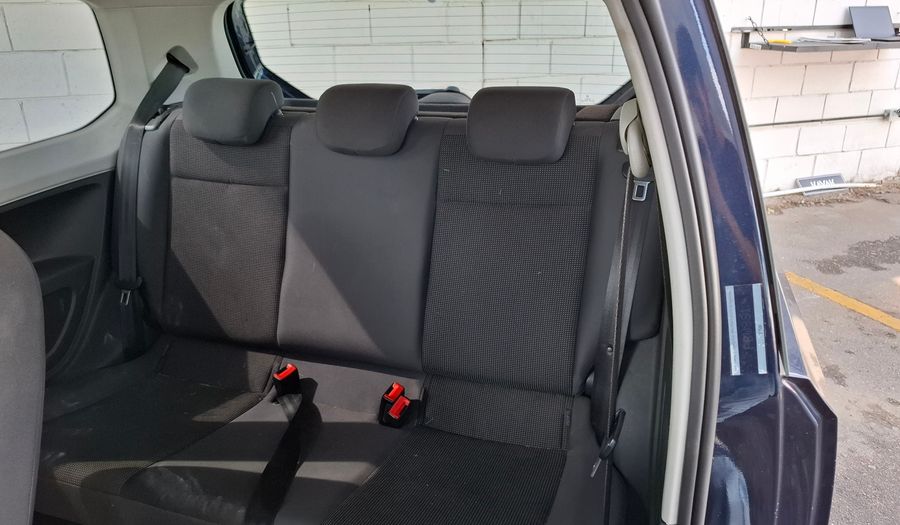 Volkswagen Up 1.0 HIGH UP Hatchback 2015