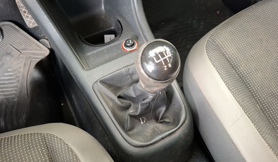 Volkswagen Up 1.0 HIGH UP Hatchback 2015