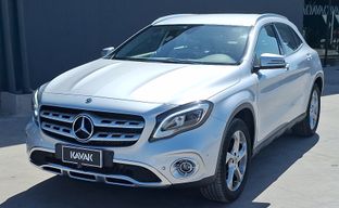 Mercedes Benz • Clase GLA