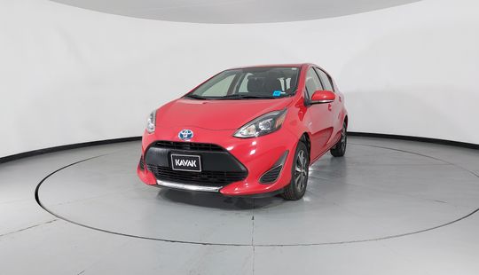 Toyota • Prius C