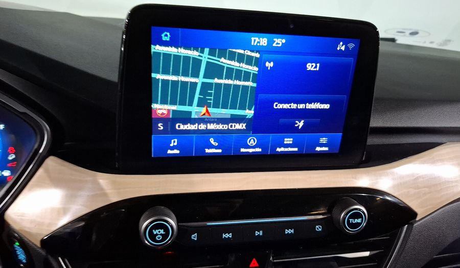 Ford Escape 2.5 HEV TITANIUM CVT Suv 2021
