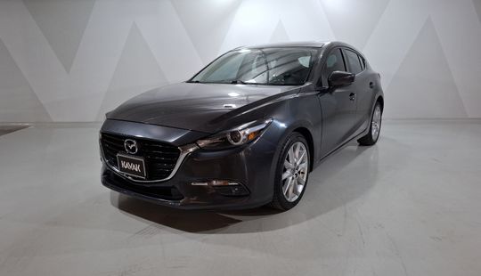 Mazda • Mazda 3