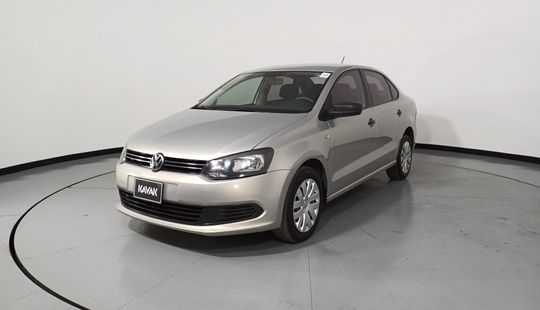 Volkswagen • Vento