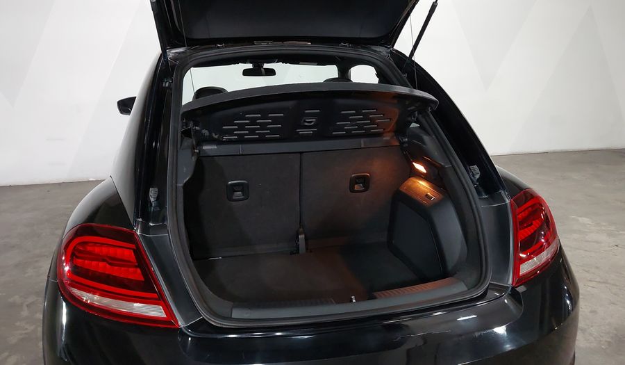 Volkswagen Beetle 2.0 DUNE DCT Hatchback 2018