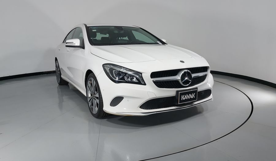 Mercedes Benz Clase Cla 1.6 CLA 200 SPORT DCT Coupe 2019