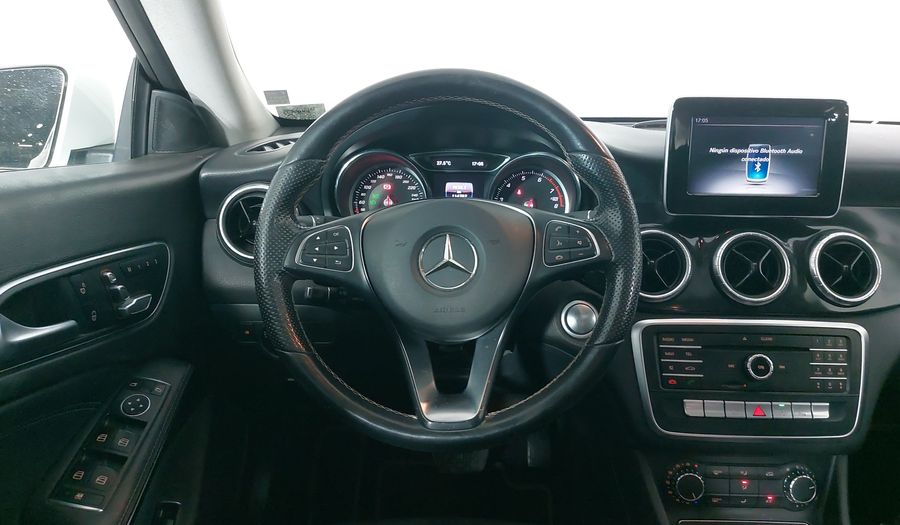 Mercedes Benz Clase Cla 1.6 CLA 200 SPORT DCT Coupe 2019