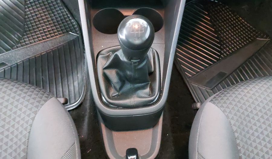 Volkswagen Saveiro 1.6 ROBUST CABINA SENCILLA Pickup 2022