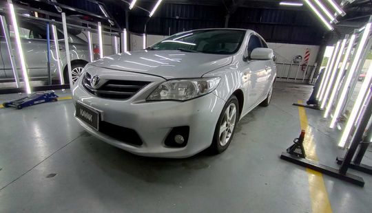 Toyota Corolla 1.8 XEI-2013