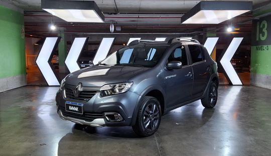 Renault • Sandero Stepway