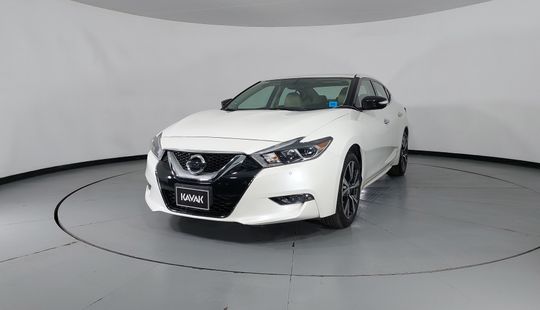 Nissan • Maxima