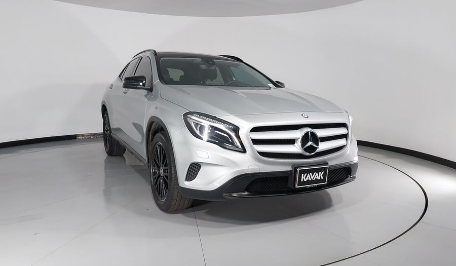 Mercedes Benz Clase Gla 1.6 GLA 180 CGI Suv 2017