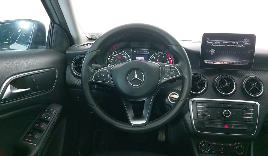 Mercedes Benz Clase Gla 1.6 GLA 180 CGI Suv 2017
