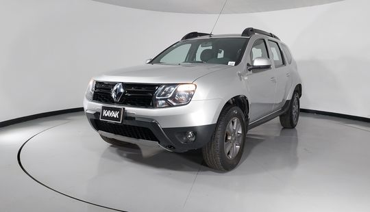 Renault • Duster