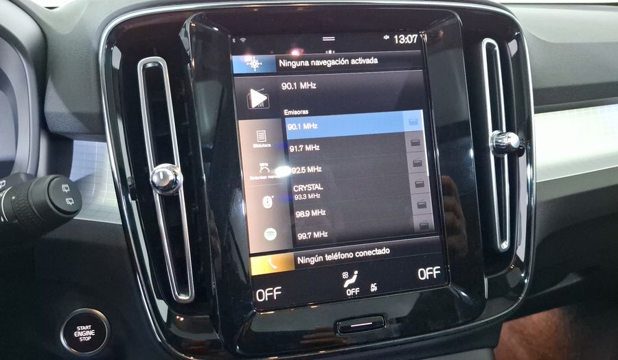 Volvo Xc40 2.0 T4 MOMENTUM AUTO Suv 2022