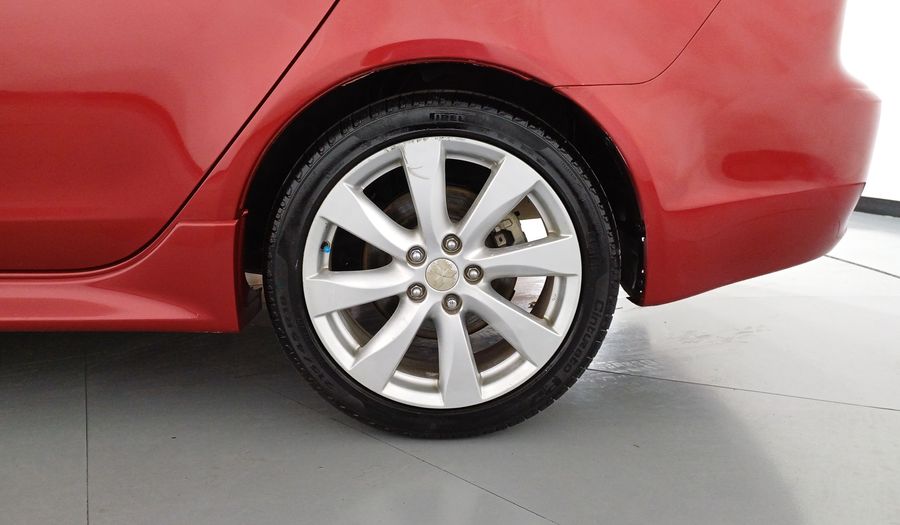 Mitsubishi Lancer 2.4 GTS CVT SUN & SOUND Sedan 2015