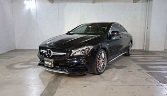 Mercedes Benz • Clase CLA