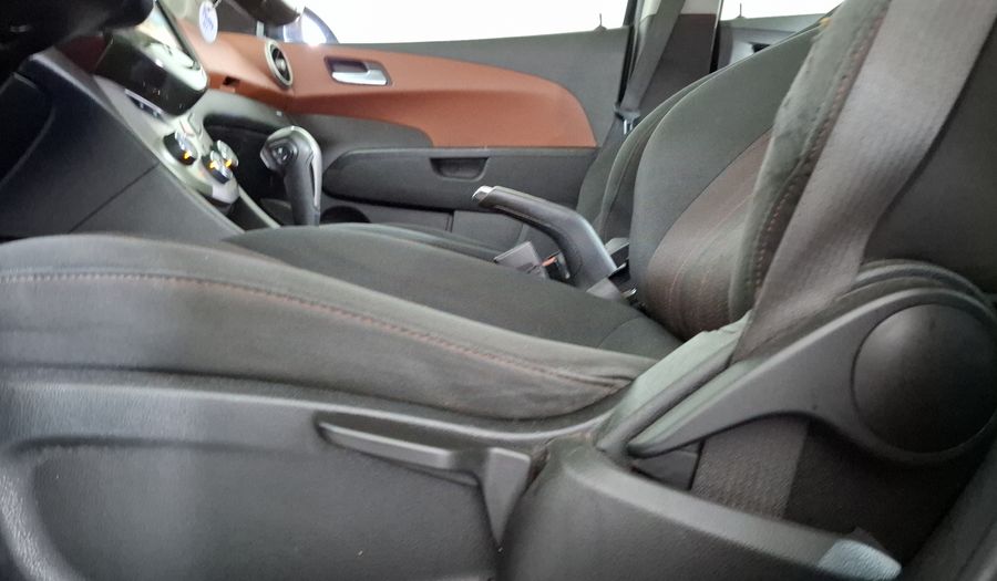 Chevrolet Sonic 1.6 AT F LTZ Sedan 2016