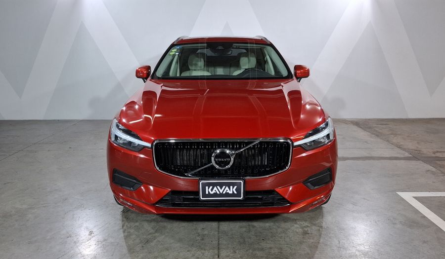 Volvo Xc60 2.0 T5 MOMENTUM AUTO AWD Suv 2021