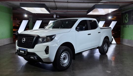 Nissan • Frontier