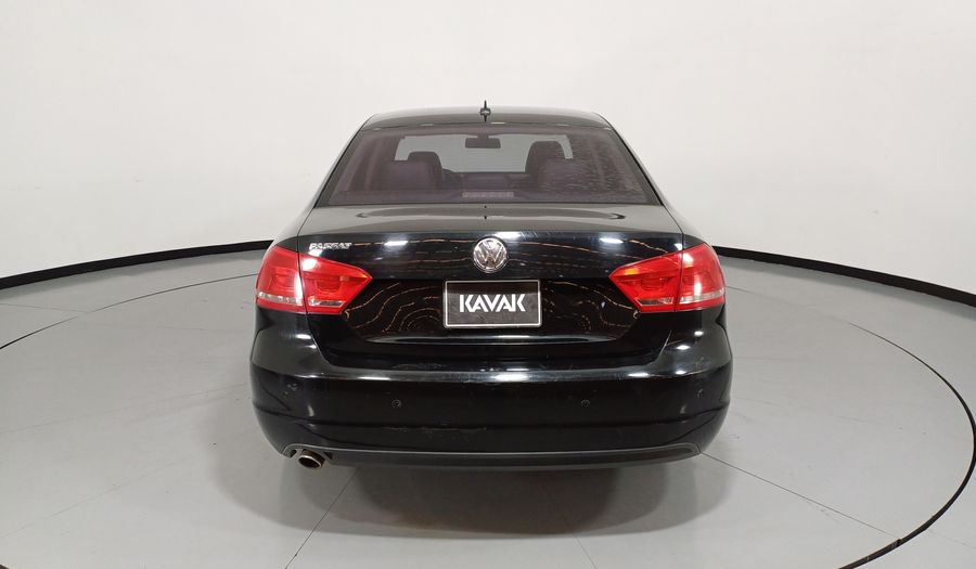 Volkswagen Passat 2.5 DESIGN TIPTRONIC Sedan 2015