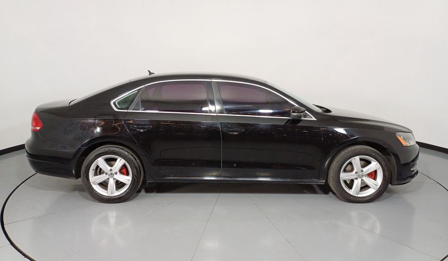 Volkswagen Passat 2.5 DESIGN TIPTRONIC Sedan 2015