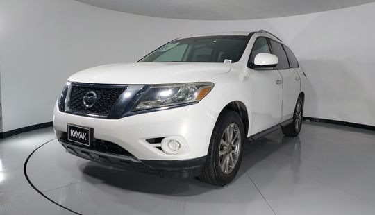 Nissan • Pathfinder