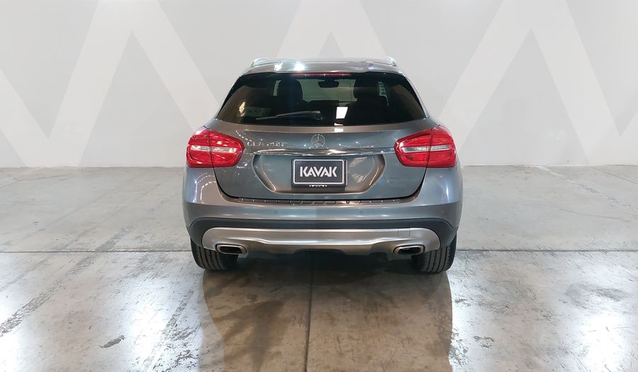 Mercedes Benz Clase Gla 1.6 GLA 200 CGI SPORT Suv 2016