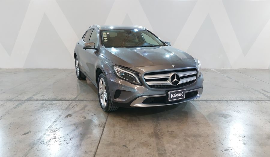 Mercedes Benz Clase Gla 1.6 GLA 200 CGI SPORT Suv 2016