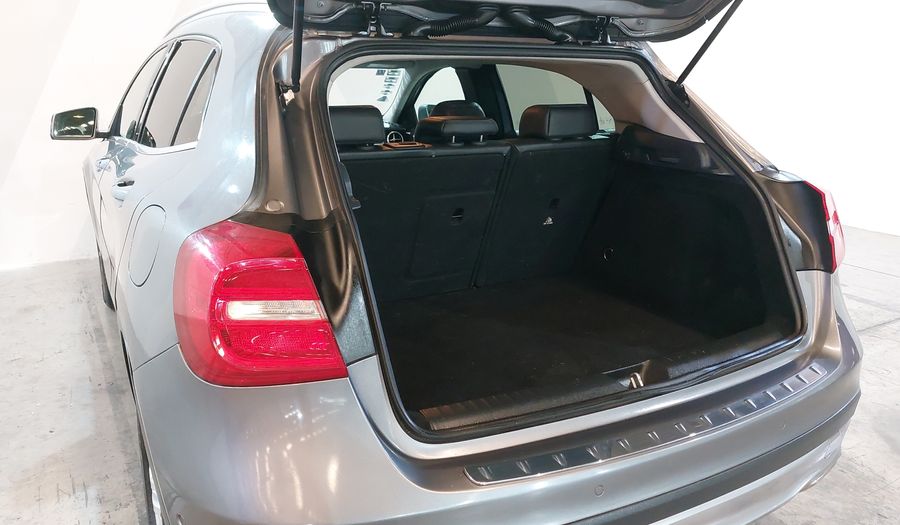 Mercedes Benz Clase Gla 1.6 GLA 200 CGI SPORT Suv 2016