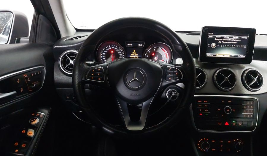 Mercedes Benz Clase Gla 1.6 GLA 200 CGI SPORT Suv 2016