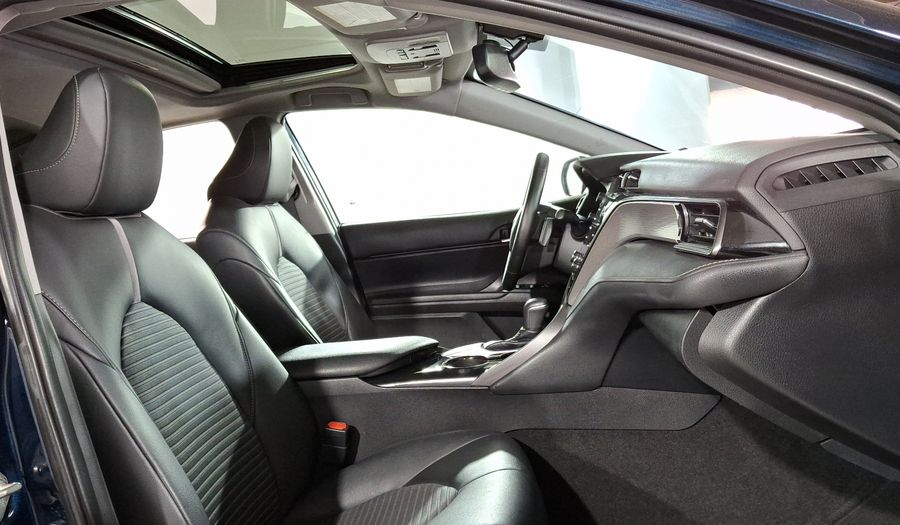 Toyota Camry 2.5 SE AUTO Sedan 2020