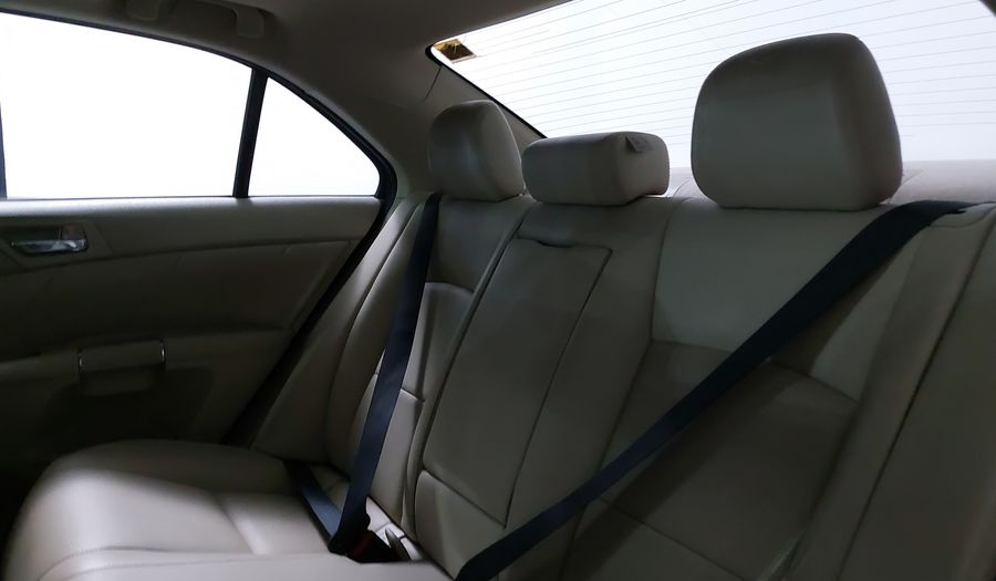 Suzuki Kizashi 2.4 GLS CVT Sedan 2013
