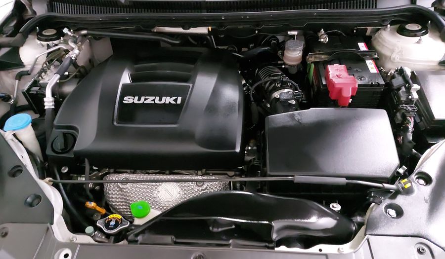 Suzuki Kizashi 2.4 GLS CVT Sedan 2013