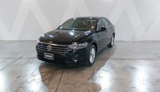 Volkswagen • Jetta