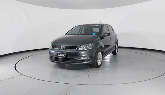 Volkswagen • Polo