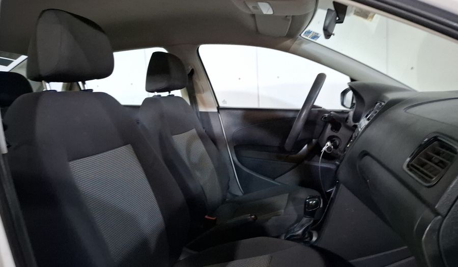 Volkswagen Vento 1.6 STARTLINE AUTO Sedan 2020
