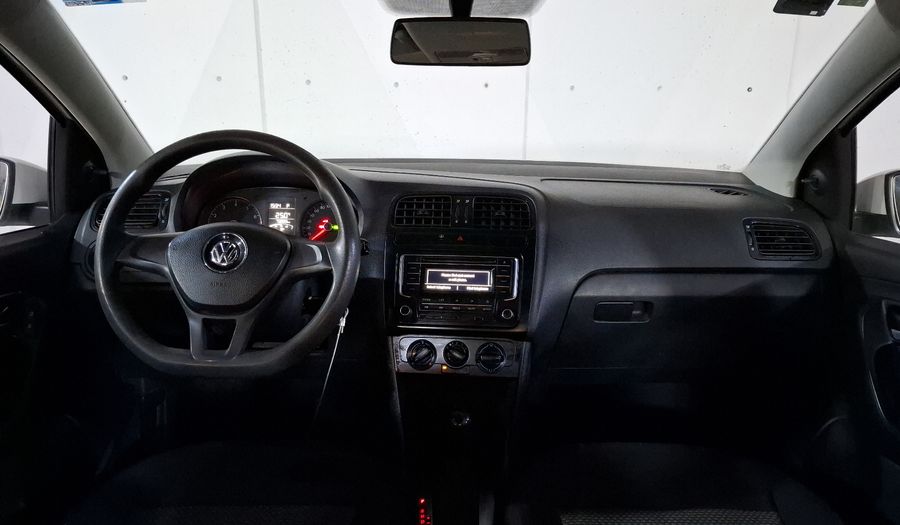 Volkswagen Vento 1.6 STARTLINE AUTO Sedan 2020