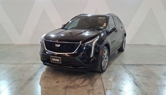 Cadillac • XT4