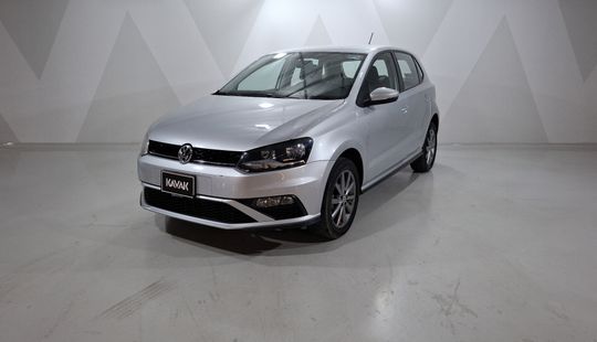 Volkswagen • Polo