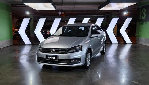 Volkswagen Polo 1.6 COMFORTLINE Sedan 2016