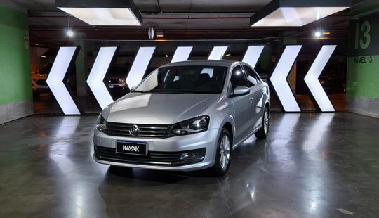 Volkswagen Polo 1.6 COMFORTLINE-2016