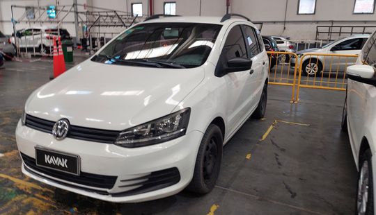 Volkswagen Suran 1.6 COMFORTLINE-2017