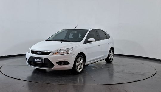 Ford Focus III 1.6 TREND-2012