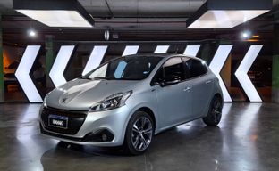 Peugeot • 208