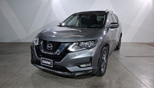 Nissan • X-Trail