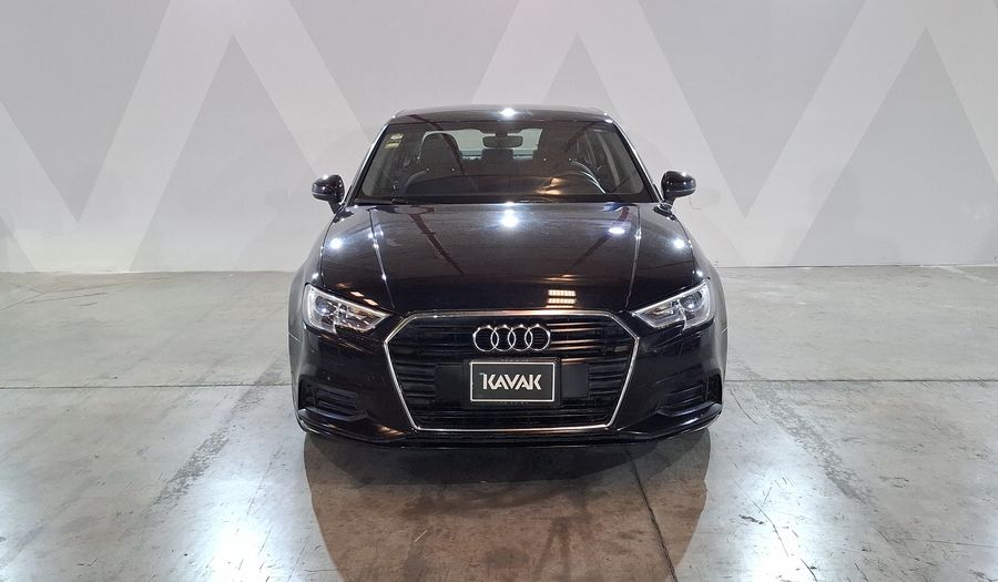 Audi A3 2.0 TFSI DYNAMIC Sedan 2017