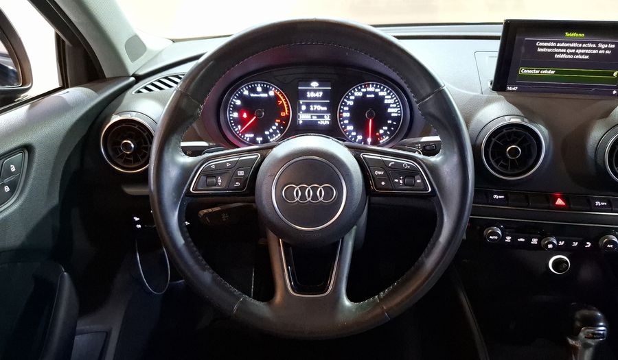 Audi A3 2.0 TFSI DYNAMIC Sedan 2017