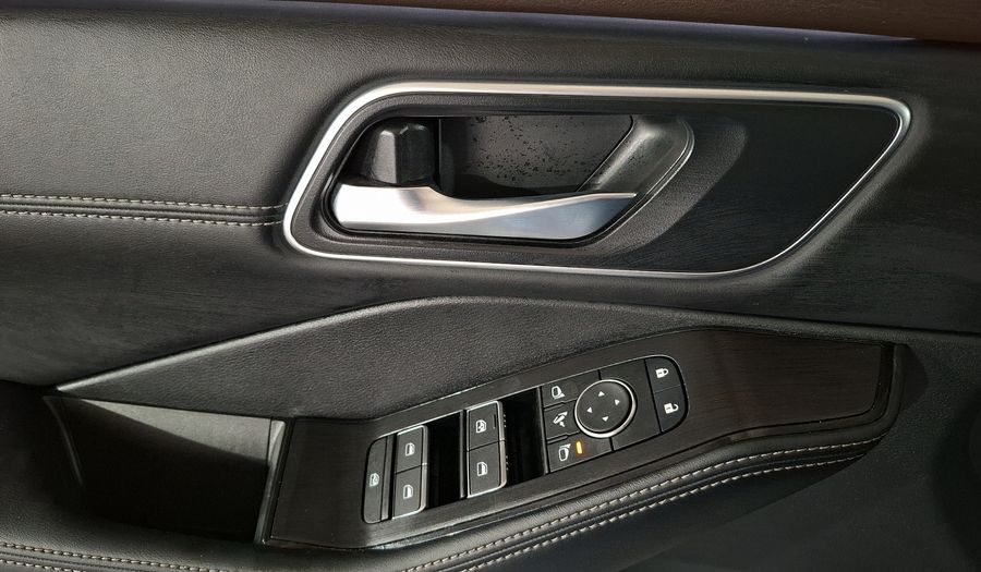 Nissan X-trail 2.5 PLATINUM PLUS 2 ROW CVT Suv 2025