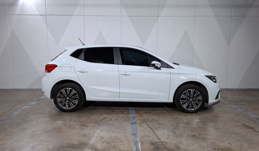 Seat Ibiza 1.6 STYLE AUTO Hatchback 2022