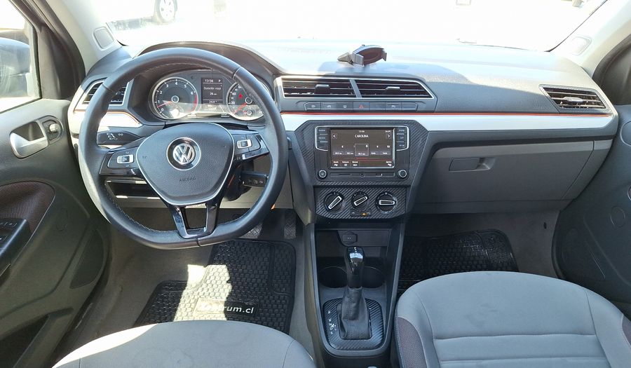 Volkswagen Voyage 1.6 AUTO HIGHLINE Sedan 2021